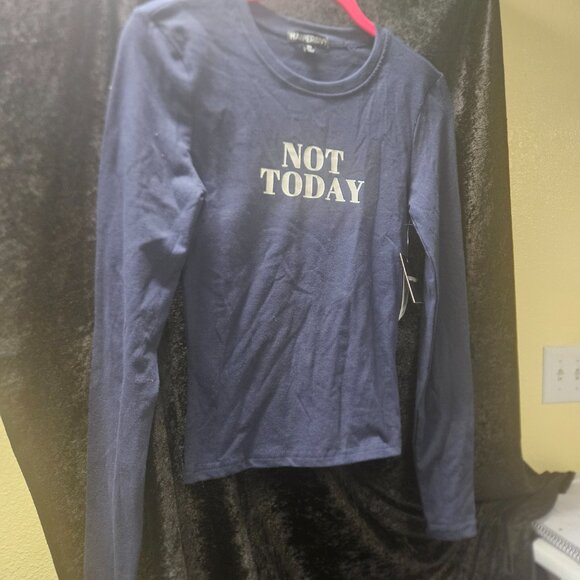 Harper & Ivy XS Navy "Not Today" in white long sleeve t-shirt - Picture 2 of 7